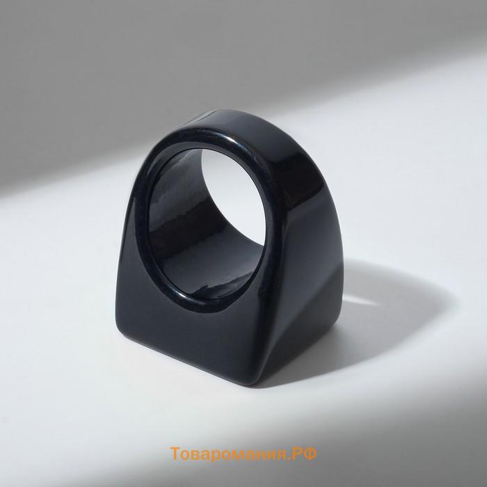 Кольцо пластик "Квадрат", цвет чёрный, 17 размер